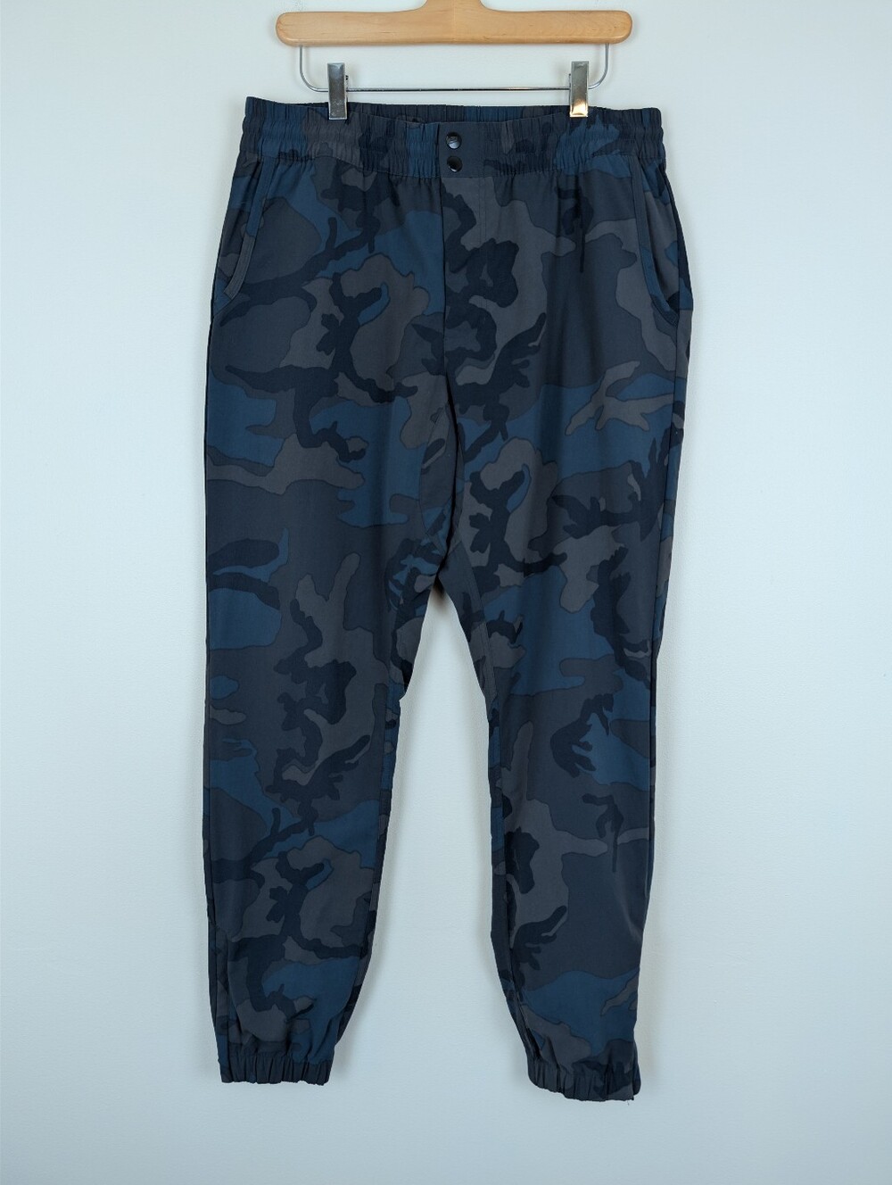 Nike Navy & Charcoal Camo Nylon Ankle Zip Joggers 716428-010